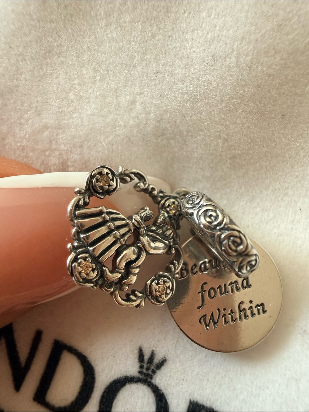 Pandora DISNEY BEAUTY AND THE BEAST BELLE AND BEAST DANGLE CHARM - Picture 2 of 7